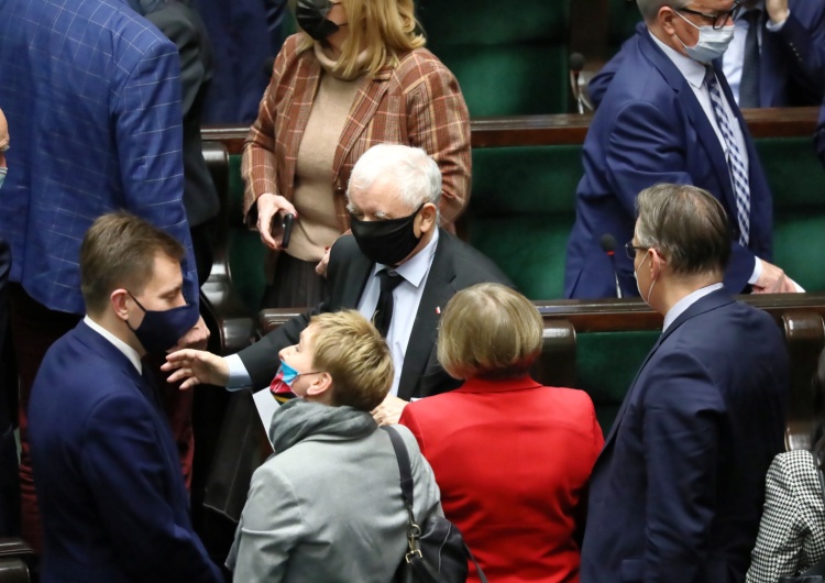 Zakończyło się posiedzenie klubu PiS. Kaczyński zabrał głos ws. Mejzy