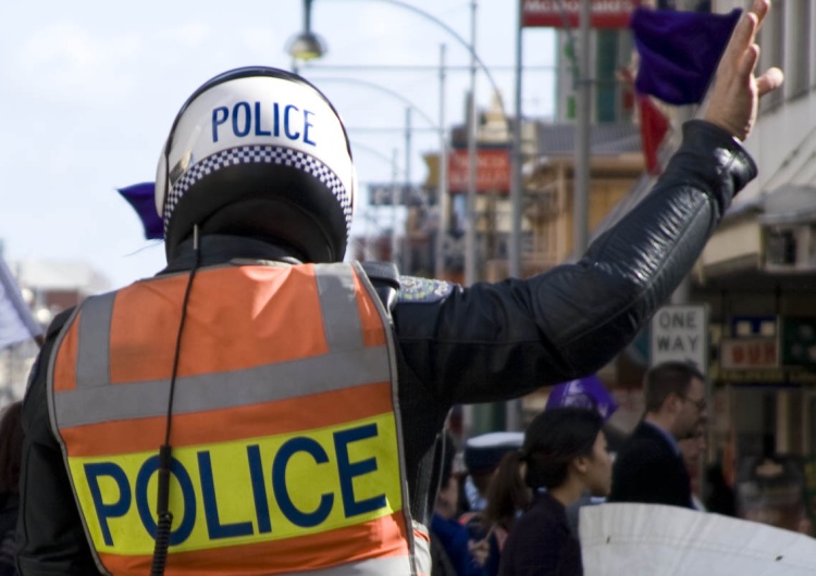 Australijska policja Uciekli z obozu przymusowej kwarantanny. Władze urządziły na nich obławę