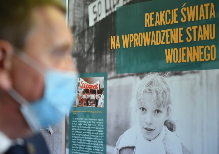 Wystawa IPN „Stan wojenny 1981–1983”. Teraz można zobaczyć ją online