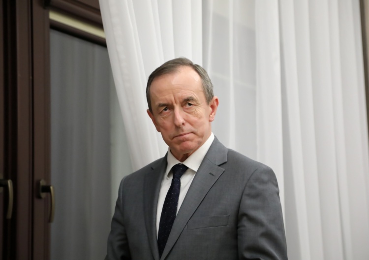  Fatalne wieści dla marszałka Senatu. Nowy ranking zaufania do polityków [SONDAŻ]
