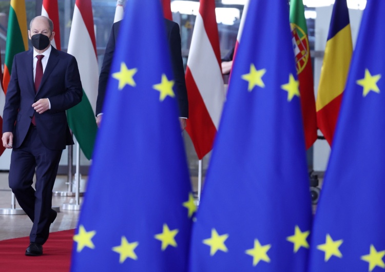 Szczyt unijny: Są konkluzje dot. Ukrainy i Białorusi. Konkluzji ws. handlu emisjami brak