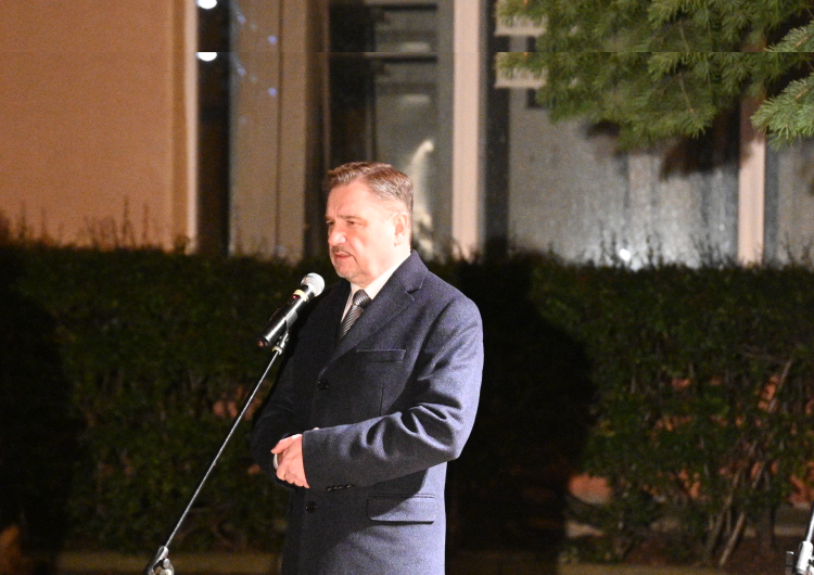 Piotr Duda: 1970 r. nocami grzebano bohaterów, a Jaruzelski pochowany został w alei zasłużonych