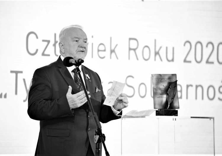  Uroczystości pogrzebowe Andrzeja Rozpłochowskiego