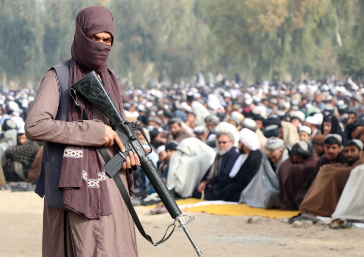 Afganistan: Wprowadzono zakaz podróżowania kobiet bez asysty mężczyzn