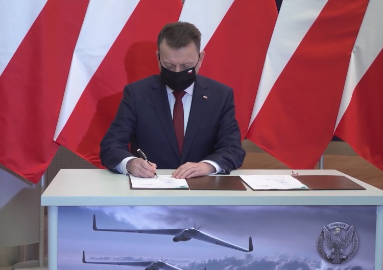 Mariusz Błaszczak Drony dla polskiej armii. Szef MON zatwierdził umowę