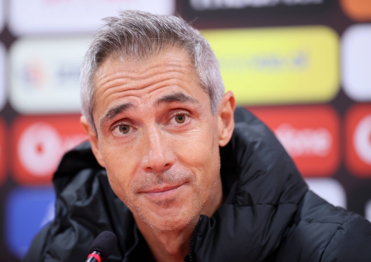 Paulo sousa Sousa pochwalił się na Twitterze, że jest trenerem Flamengo. Polscy internauci robią mu właśnie „jesień średniowiecza”