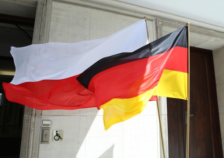Niemcy nie powinny strofować Polski - pisze niemiecka polityk „Berlin nie powinien strofować Polski”. Niemiecka polityk sprzeciwia się polityce ujednolicaniu UE