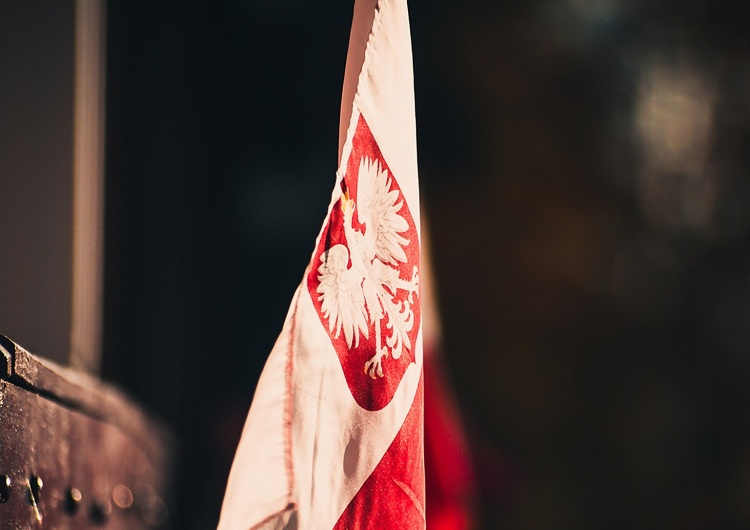 „Dzień dobry. Od wczoraj nie jestem już obywatelem Francji. Zostałem emigrantem w Polsce”