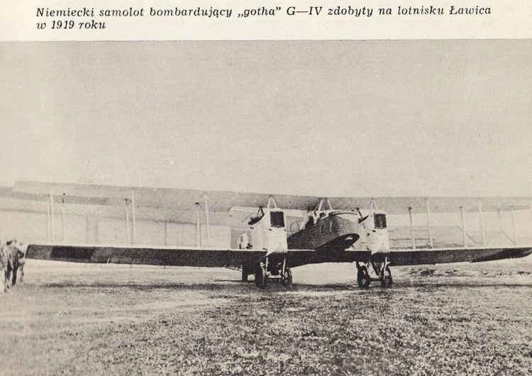 Niemiecki samolot bombowy Gotha G.IV zdobyty przez powstańców 6 stycznia 1919 r. – powstańcy wielkopolscy zdobywają lotnisko Ławica. Niedługo później zbombardowali Frankfurt