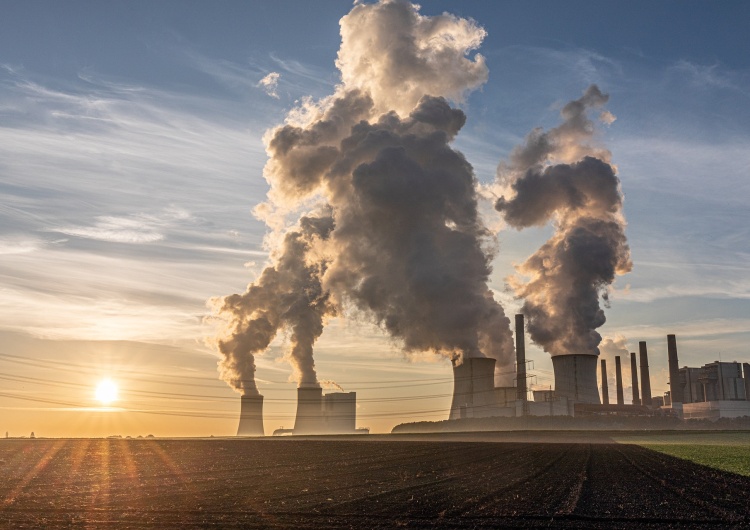 Emisja CO2 Rośnie emisja CO2 w Niemczech. Nasi sąsiedzi nie mają szans na osiągnięcie celów klimatycznych