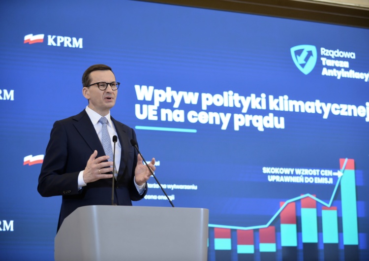 Stawka VAT na żywność zostanie obniżona do 0 proc.! Rząd przyjął tarczę antyinflacyjną 2.0