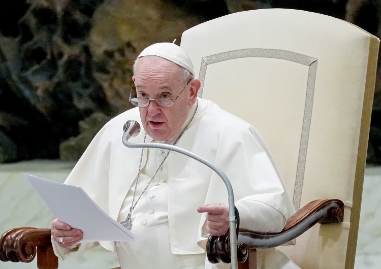 Papież Franciszek Papież do Polaków: Ludzka praca przybliżona została do tajemnicy odkupienia [video]