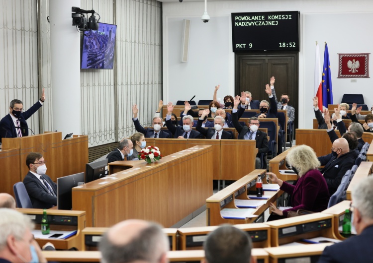 pilne Senat zgłosił poprawki do budżetu, m.in. zwiększenie dotacji do NFZ o… 20 mld PLN