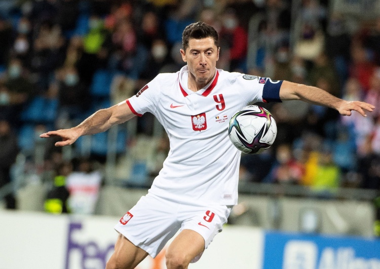  Plebiscyt FIFA: Robert Lewandowski najlepszym piłkarzem świata 2021 roku!