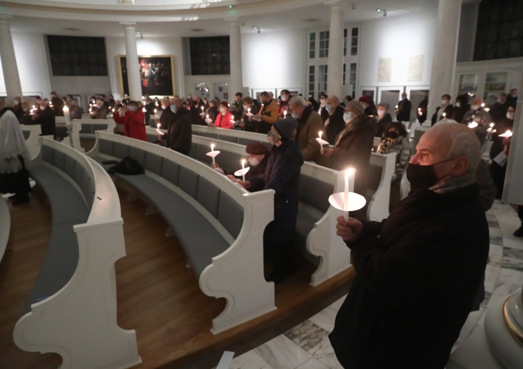Nabożeństwo ekumeniczne, inaugurujące Tydzień Modlitw o Jedność Chrześcijan 2022, sprawowane w kościele Ewangelicko-Augsburskim [wywiad] Bp Jezierski: 