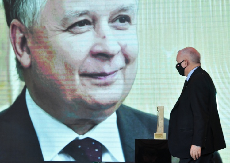 Lech Kaczyński człowiekiem 30-lecia Wprost