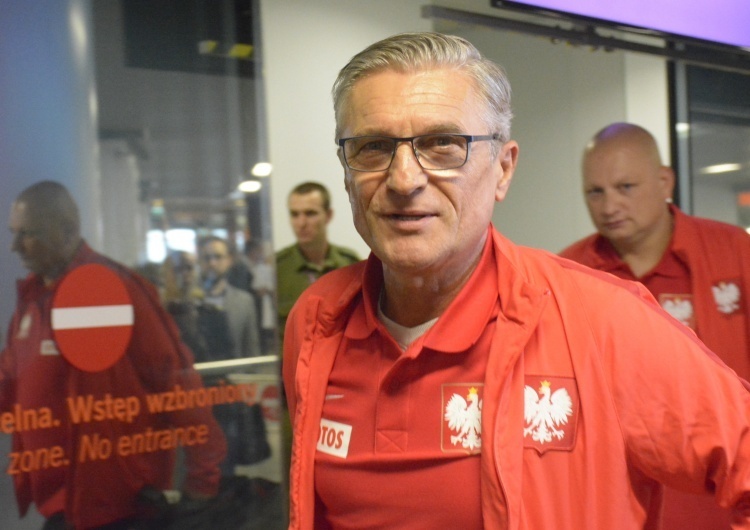 Adam Nawałka Tyle PZPN ma płacić Adamowi Nawałce za objęcie reprezentacji Polski. Kwota robi wrażenie