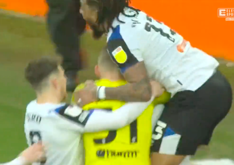  Co za powrót Krystiana Bielika! Gol przewrotką w ostatniej akcji meczu [WIDEO]