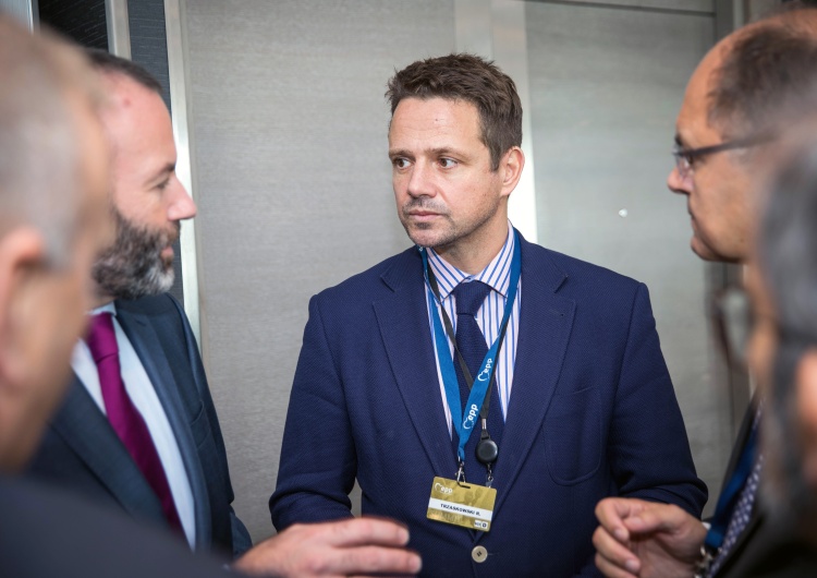 Trzaskowski już nie jest przeciwnikiem fajerwerków? Owsiak: „Moja bardzo wielka wina”
