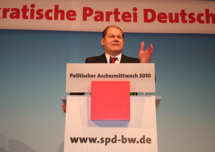 Kanclerz Niemiec Olaf Scholz „Połowa świata zaczęła naśmiewać się z Scholza”. Niemieckie media o kanclerzu
