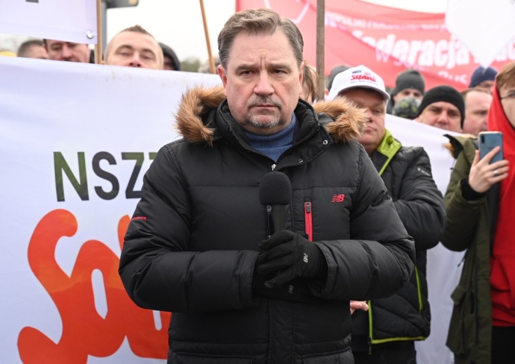 Przewodniczący NSZZ Solidarność Piotr Duda Dziś weszła w życie nowelizacja ustawy o wolnych niedzielach. Piotr Duda: „Najwyższy czas, by sieci handlowe zaczęły tego prawa przestrzegać”