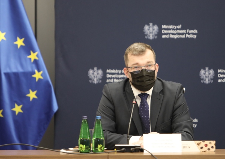 Grzegorz Puda Potężny zastrzyk gotówki dla polskich gmin. Prawie miliard złotych na cyfryzację