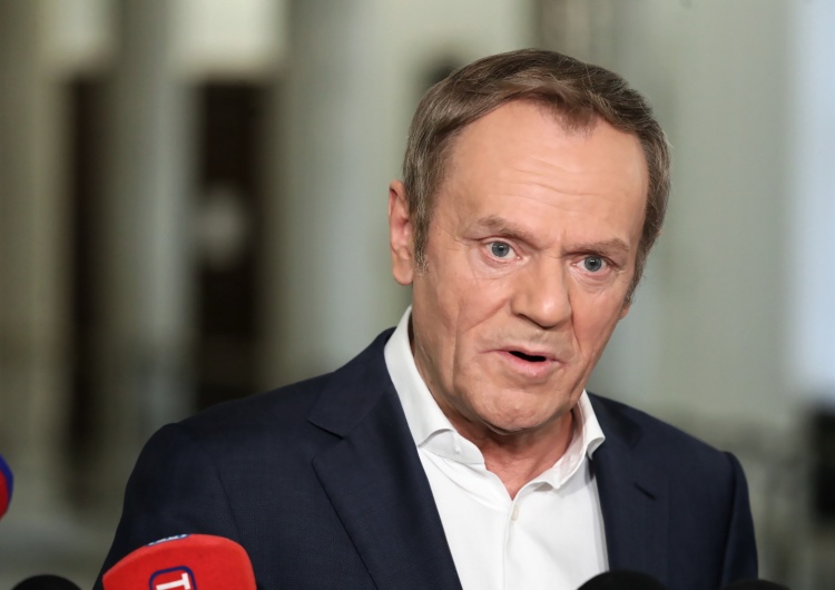  Polski Ład. Posłowie dostali zwrot części pieniędzy. Tusk apeluje 