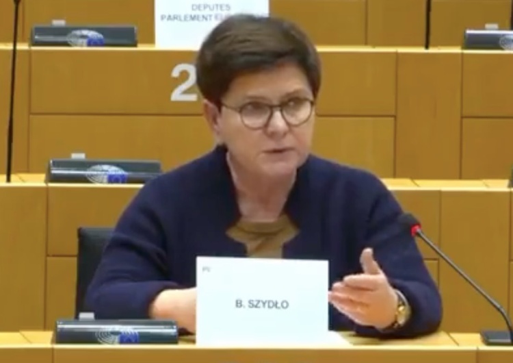  „Zamiast »ambitnej« polityki klimatycznej, UE potrzebuje »zdroworozsądkowej«”. Mocne wystąpienie w PE Beaty Szydło [WIDEO]