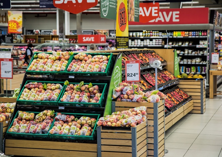 Zakupy Czy rząd skutecznie walczy ze wzrostem cen? Polacy podzieleni [Sondaż]