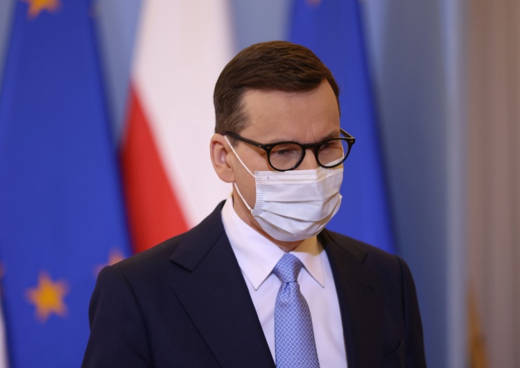 Mateusz Morawiecki „Grają do muzyki skomponowanej w Moskwie”. Premier ostro nt. TVN24