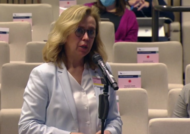 Niemiecka dziennikarka na konferencji Borrella „Co ci Niemcy mają w głowach?” Konferencja Borrella ws. Ukrainy. Niemiecka dziennikarka awanturuje się o „praworządność w Polsce”