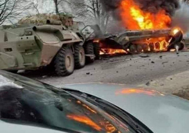Rosyjska kolumna pancerna zniszczona w okolicach Głuchowej