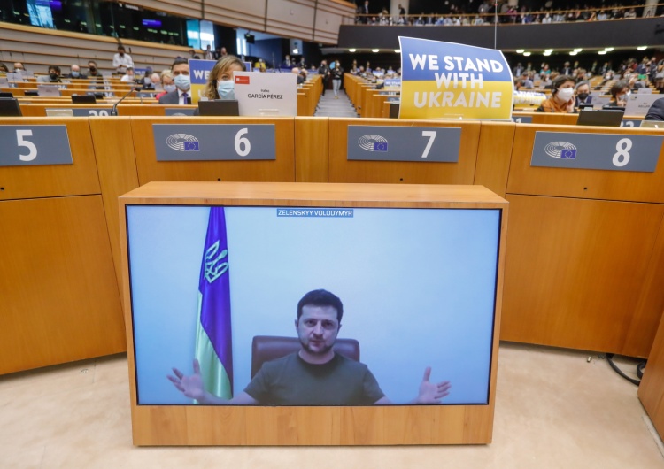 Wołodymyr Zelenski Prezydent Zełenski w PE: Teraz wy udowodnijcie, że faktycznie jesteście Europejczykami