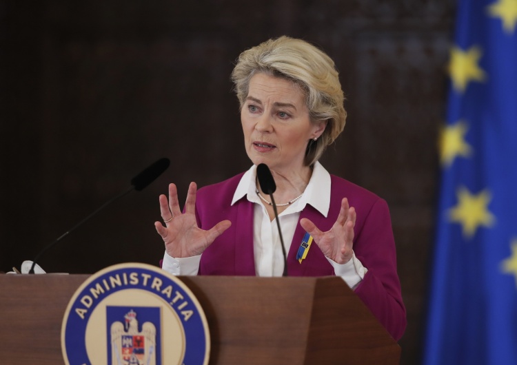 Ursula von der Leyen Co najmniej pół miliarda euro na pomoc dla uchodźców z Ukrainy. Ursula von der Leyen zapowiada środki z budżetu UE