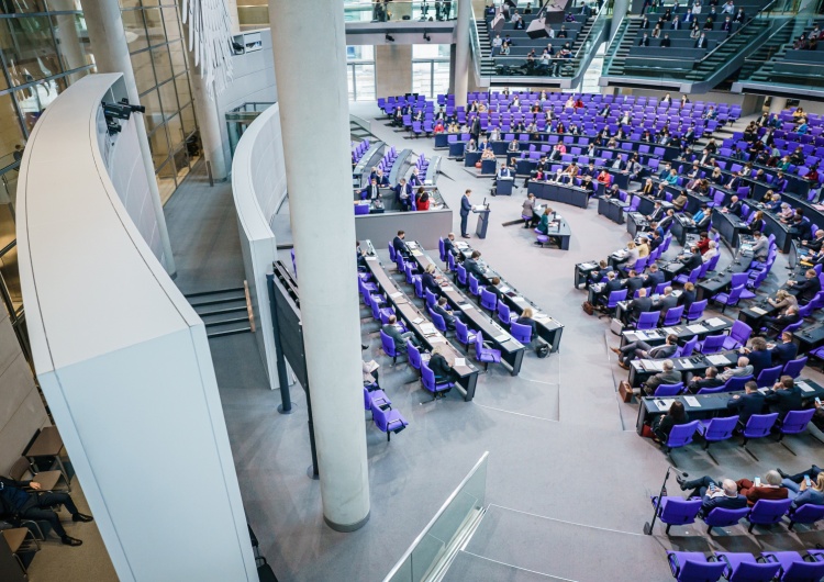 Bundestag Niemieckie media atakują swoich polityków. „Hańba”. „Wstyd mi za mój kraj”