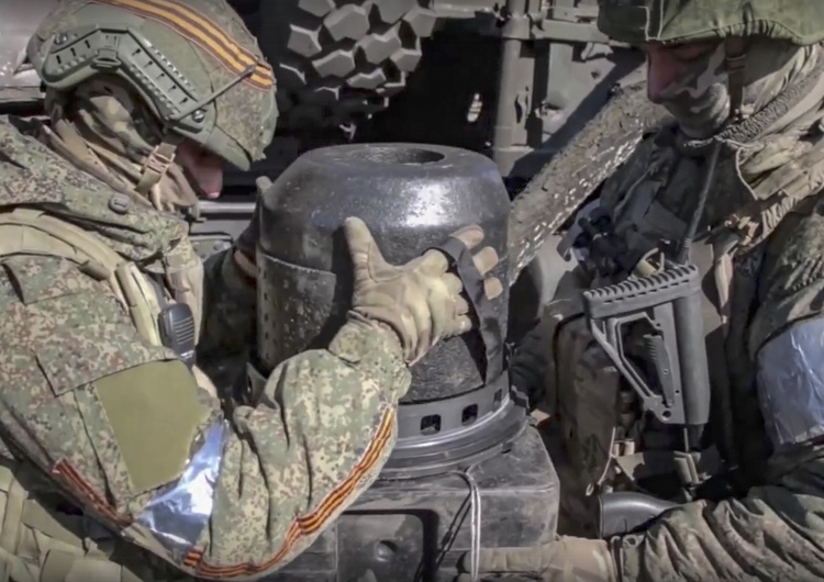 akcja militarna na Ukrainie Ukraiński sztab: Możliwe, że na terytorium Rosji zostanie przeprowadzony szereg prowokacji ze śmiercią cywilów, by ogłosić pobór