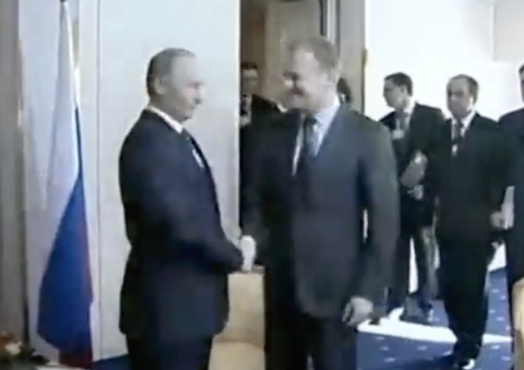  Andruszkiewicz publikuje spot o Tusku. „To właśnie on i ludzie PO bratali się z Putinem” [WIDEO]