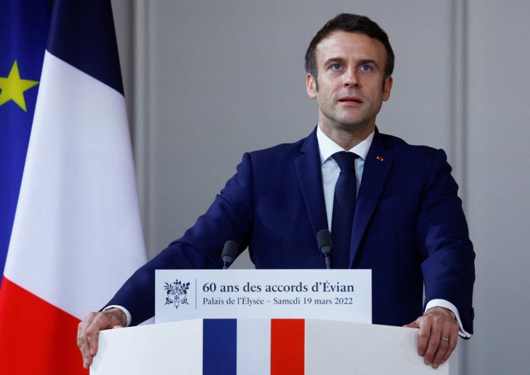 Emmanuel Macron „Jedyny, który nie padł na kolana przed USA”. Ławrow zadowolony z Macrona
