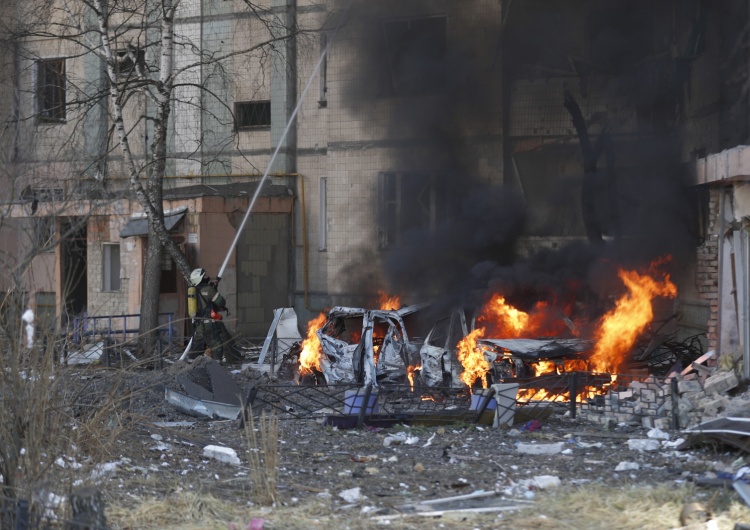 Ukraina: Atak Rosjan na zakłady chemiczne. Władze apelują do mieszkańców