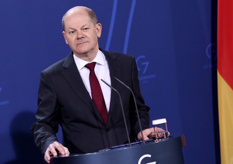 Kanclerz Niemiec Olaf Scholz „Die Welt”: Niemcy są 4. eksporterem broni na świecie, a na Ukrainę wysłano dostawy z opustoszałych magazynów Bundeswehry