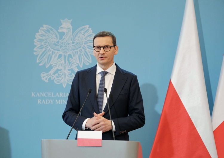 Wyłączenie finansowania armii z progów zadłużenia, konfiskata majątku Rosjan. Rząd proponuje zmianę Konstytucji