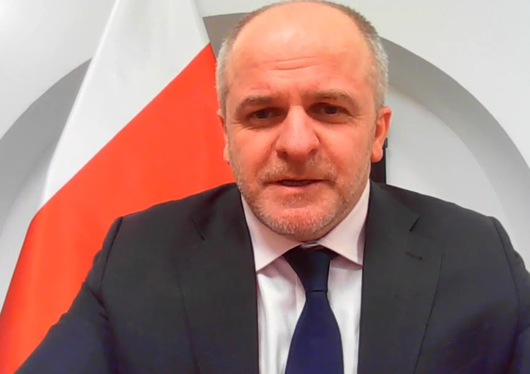 Paweł Kowal Paweł Kowal: Miedwiediew będzie siedział obok Putina w Hadze, tak samo Ławrow