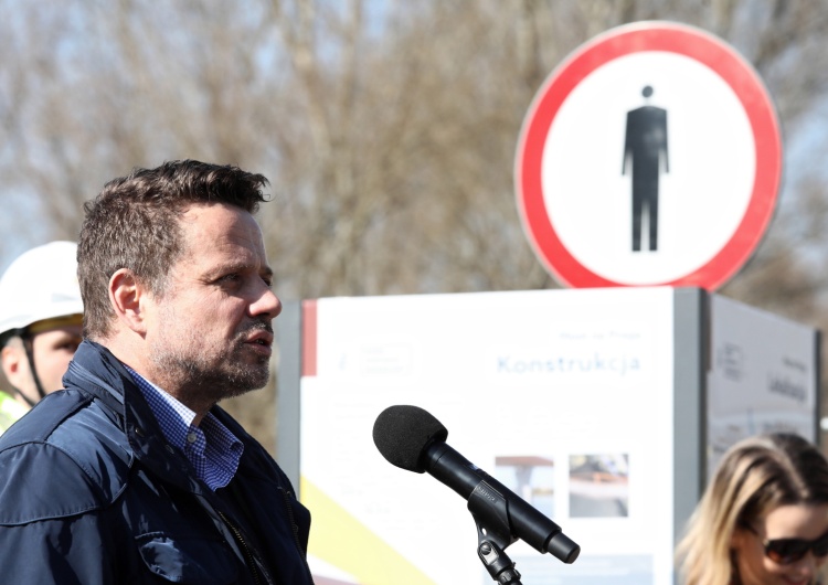 Zatrzymany dziś podejrzany o szpiegostwo pracował w warszawskim urzędzie. Trzaskowski się tłumaczy