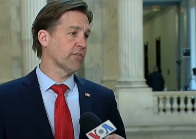 Amerykański senator Ben Sasse Amerykański senator: Musimy dać im więcej Stingerów, Javelinów, samolotów. Ukraińcy żeby wygrać, muszą zabić Rosjan [WIDEO]