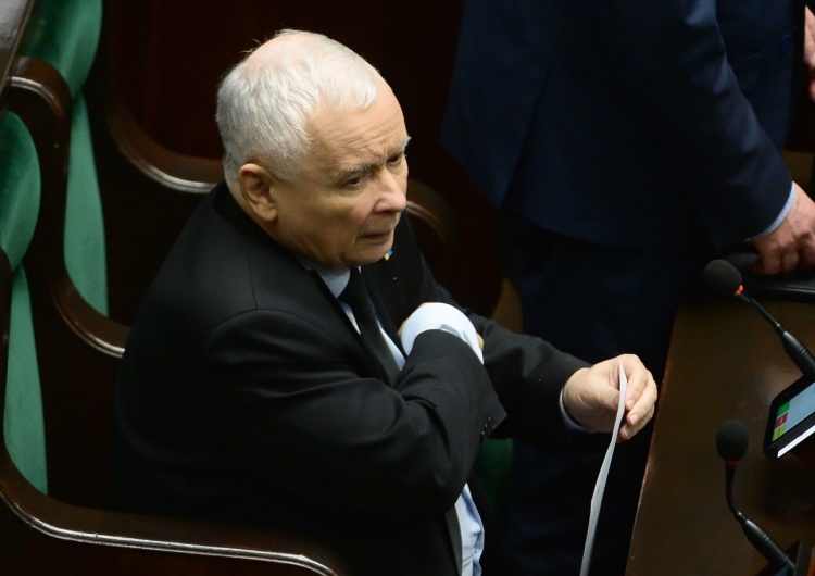 Jarosław Kaczyński o Smoleńsku: „Pierwszy raz, po zapoznaniu się z różnymi dokumentami, mam wyjaśnienie całości”