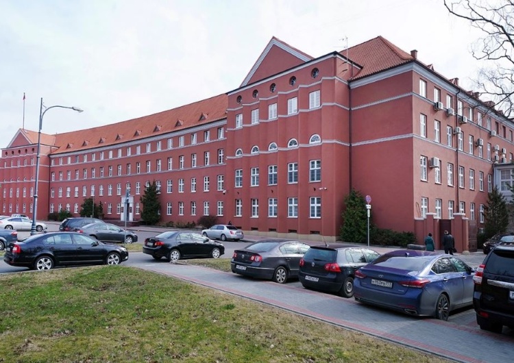 Gmach rządu obwodu kaliningradzkiego Kaliningrad odcięty od Rosji i świata. Ceny szaleją