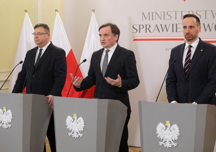 Minister sprawiedliwości: Solidarna Polska złoży w rządzie wniosek o zmianę strategii energetycznej kraju
