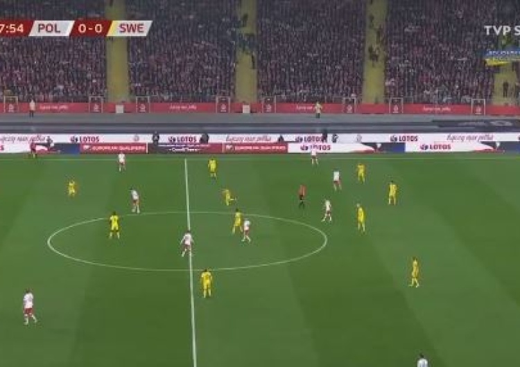  [wideo] Polska–Szwecja. Komentator: „Wzmaga się doping”. Kibice: „Ruska kur*a aeaeao!”