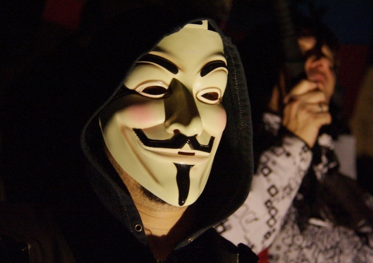 Patriarcha Cyryl poparł Putina. Hakerzy z Anonymous reagują
