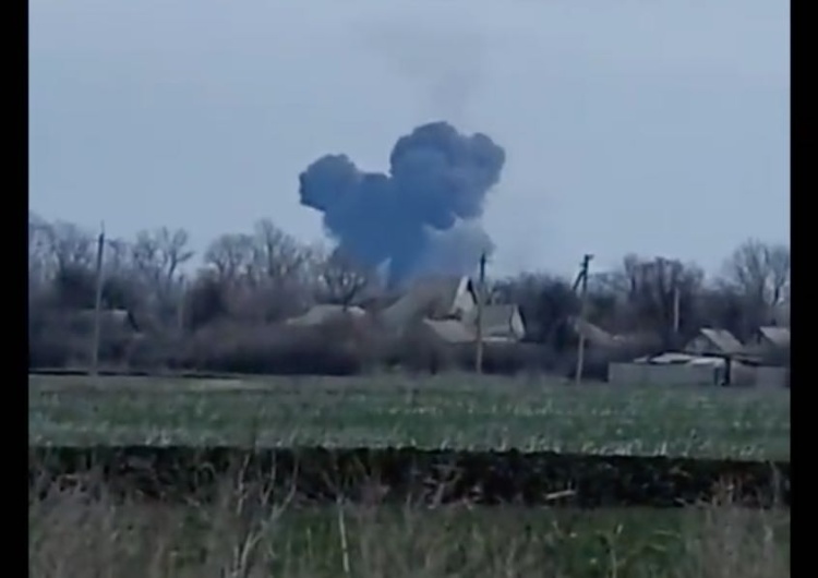  Rosyjski bombowiec Su-34 zestrzelony przez ukraińskie siły. Opublikowano nagranie [WIDEO]